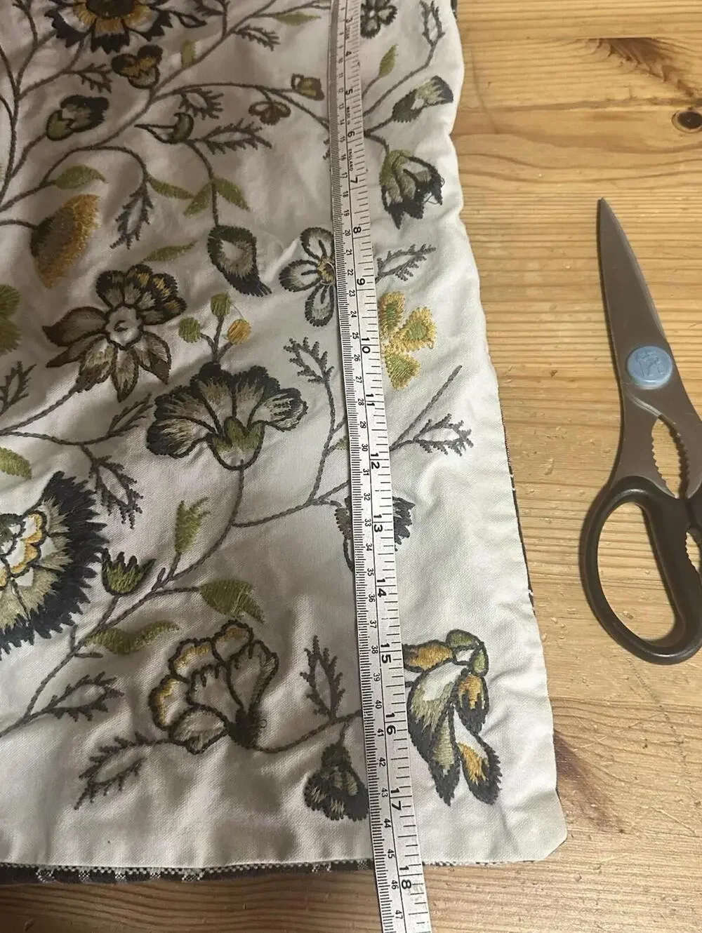 IKEA Alvine Lov Decorative Pillow Sham Covers Scandinavian Cottage Floral 20x18